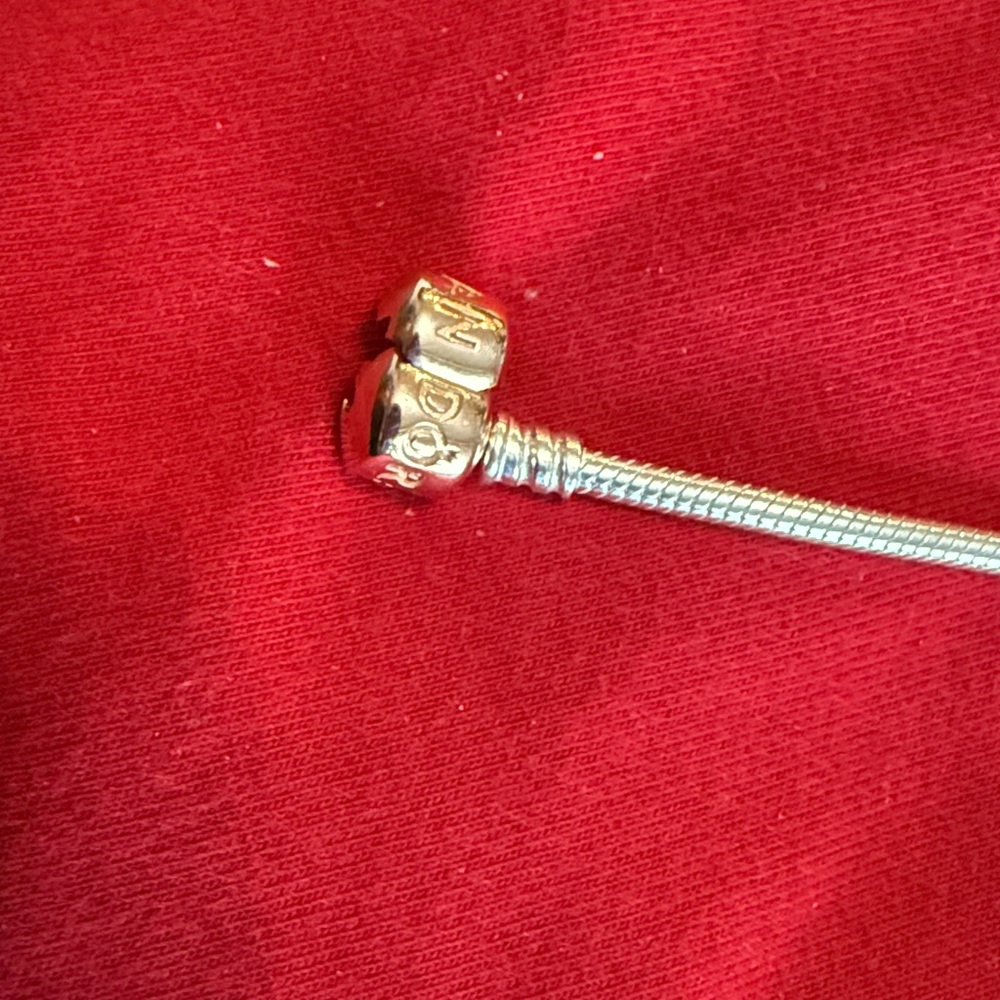 Pandora Silver Snake bracelet w Rose clasp. Size 7.5 - Picture 3 of 3
